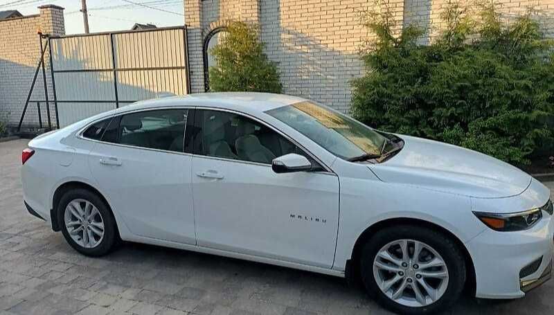 Продам Шевроле Малибу 2016 гибрид (hev ) 1.8 chevrolet Malibu 2016