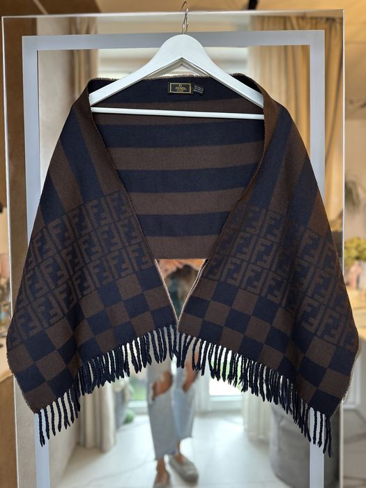 Монограмний вовняний шарф, шаль Fendi