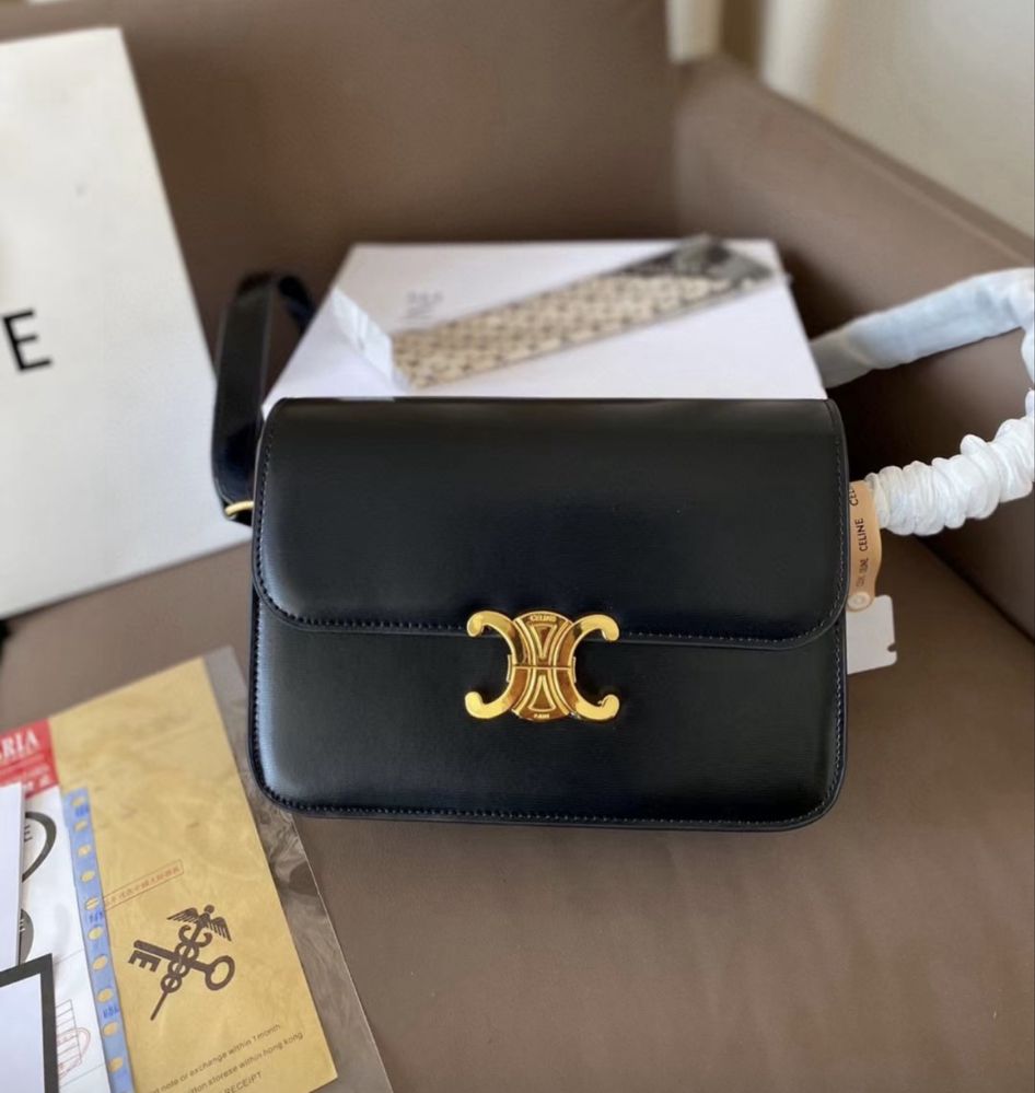 Стильна шкіряна сумочка Celine