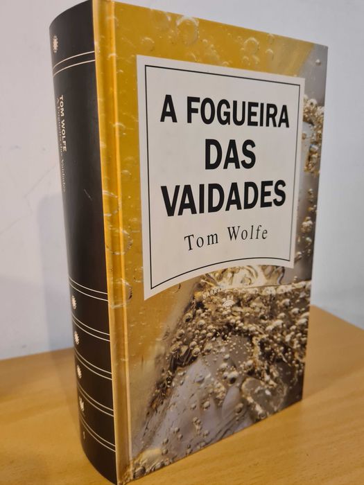 Livro "A Fogueira das Vaidades" de Tom Wolfe