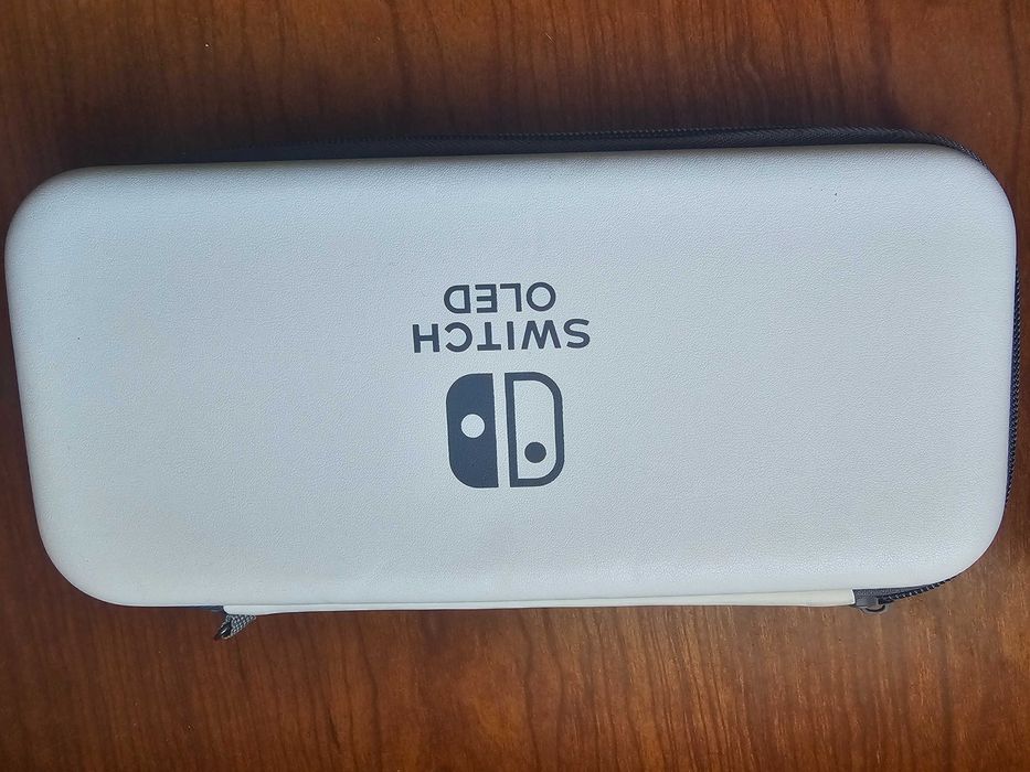 Nintendo Switch OLED Branca com vários extras