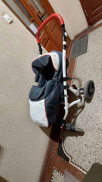 Wózek dwa w jednym z gondolą