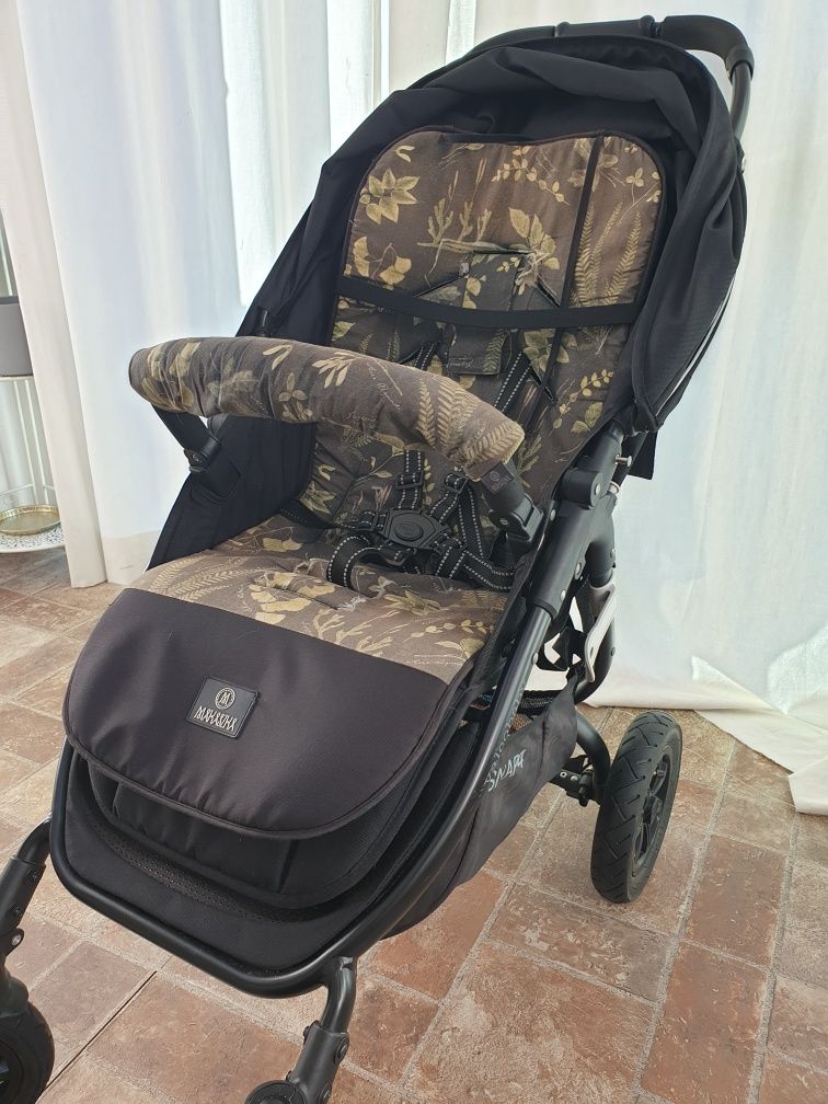 Wózek spacerowy Valco baby snap4 i krzesełko