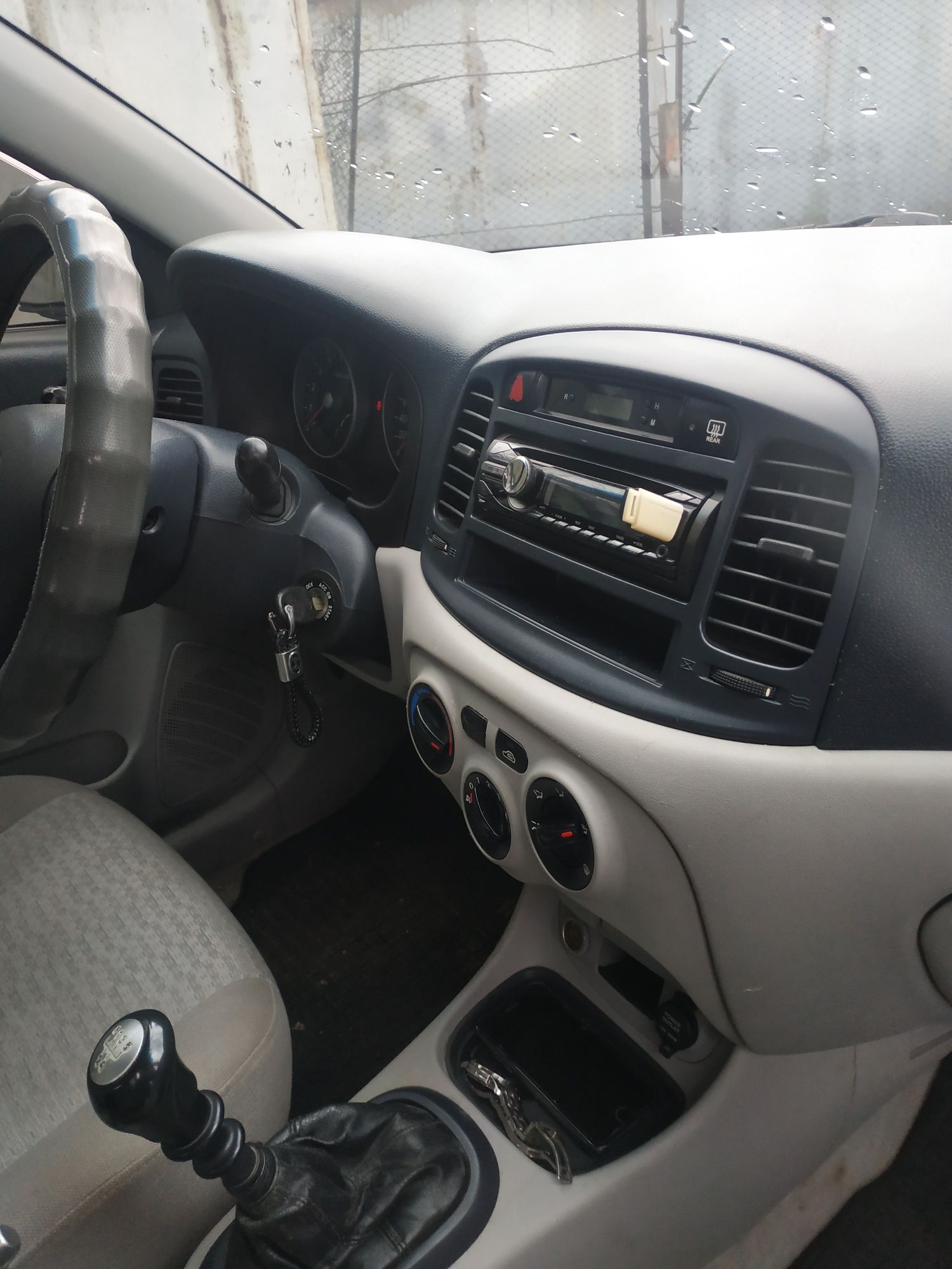 Hyundai Accent 1.4 механика 2007 год