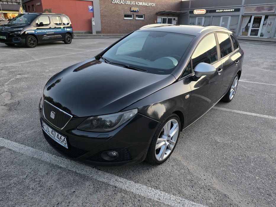 Seat ibiza Bogata wersja wyposażenia długie opłaty