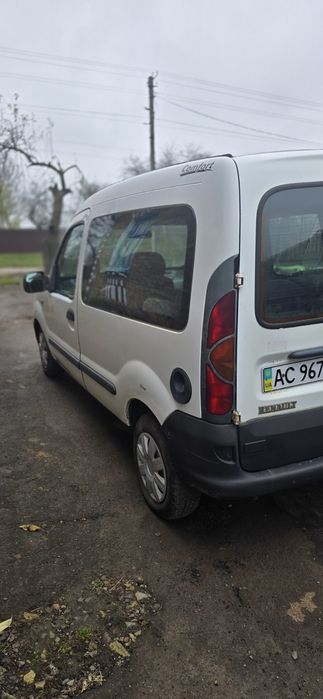 Продам автомобіль .