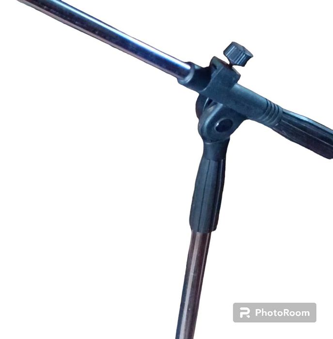 Продаю стойку под микрофон Журавль