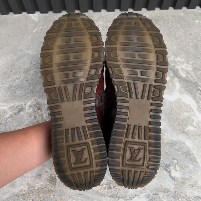 Louis Vuitton Run Away Logo Sneakers Жіночі кросівки оригінал 39.5 EUR
