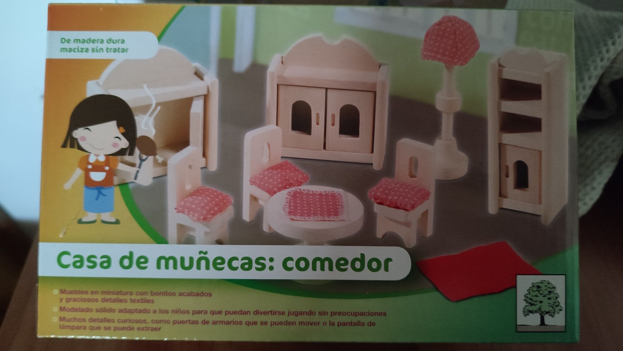 Mobiliário para casa de bonecas madeira