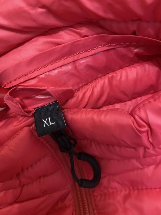 Жіноча осіння куртка