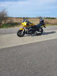 Yamaha Fazer 600