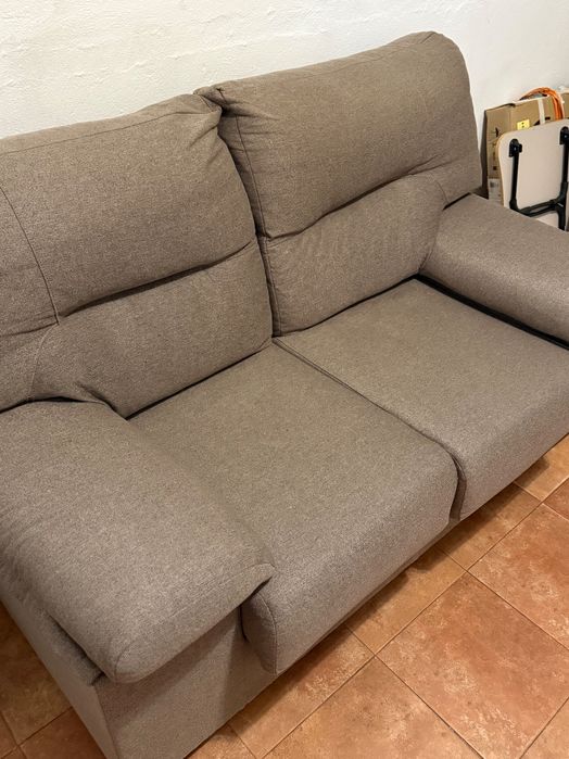 Sofá de 2 lugares