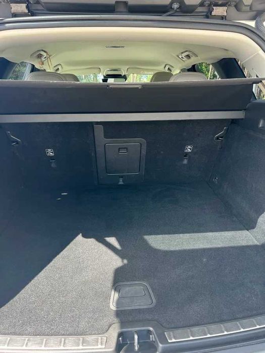 2019 Volvo XC60  2.0 бензин