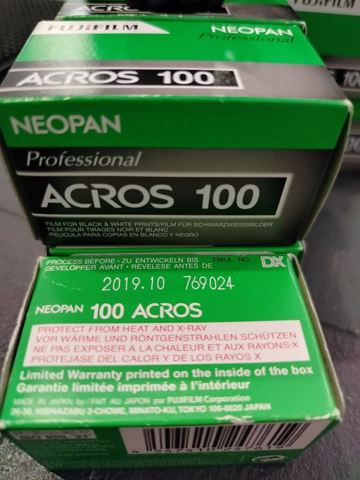 Плівка ч/б Fujifilm Neopan Acros 100 36