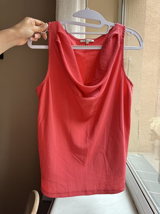 Letnia bluzka w kolorze koralowym – rozmiar XL