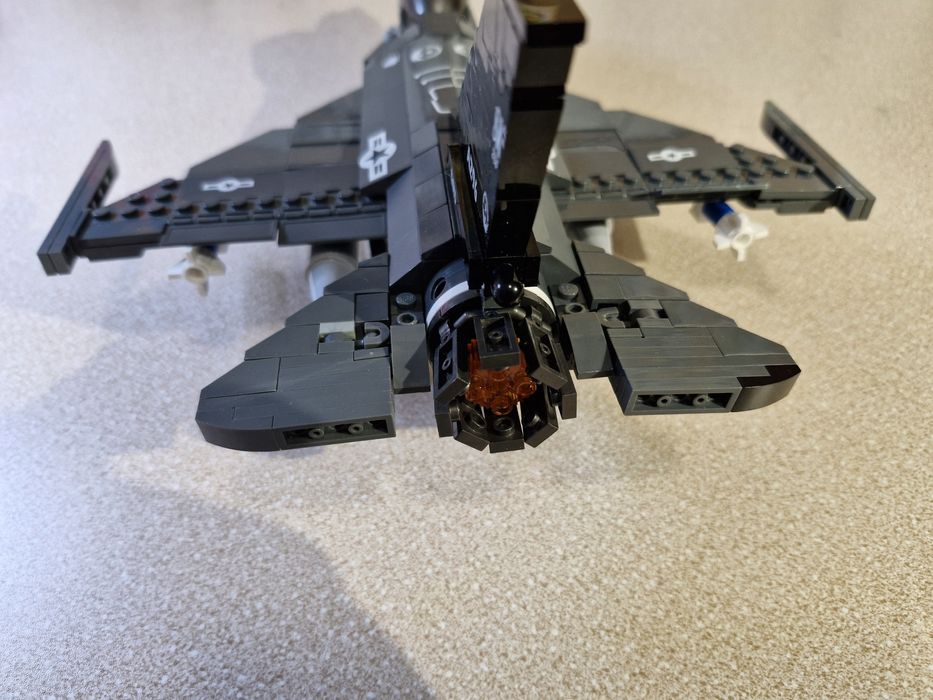 Игрушка конструктор самолет