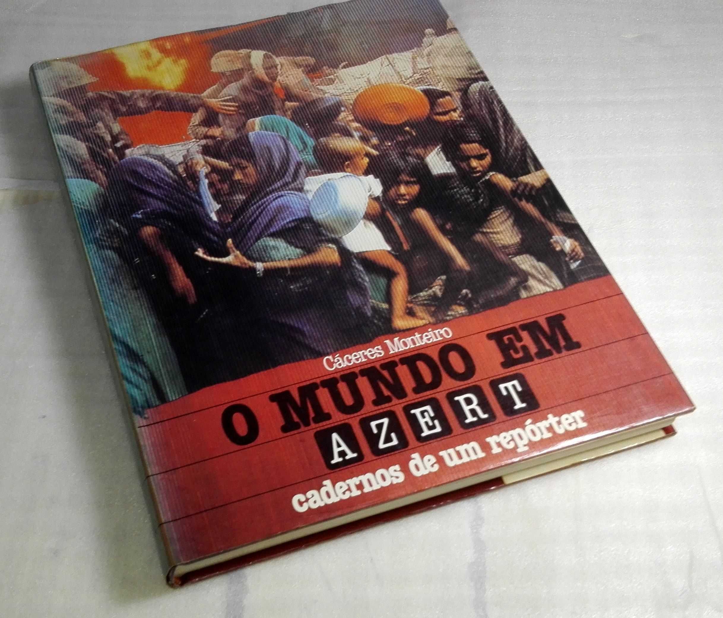 Livro O Mundo em AZERT – Cadernos de um repórter