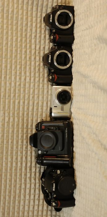 Фотоапарат Nikon D40 6MP CCD Пробіг одного 2372 Shutter count