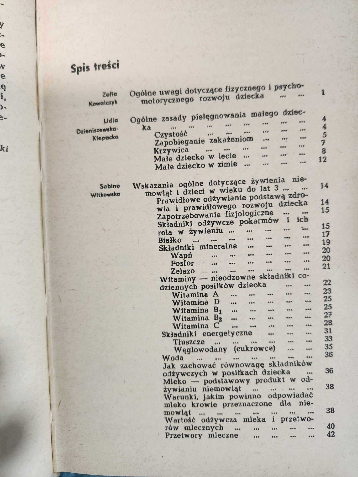 Małe dziecko - rozwój pielęgnowanie żywienie red. Kossakowska 1971