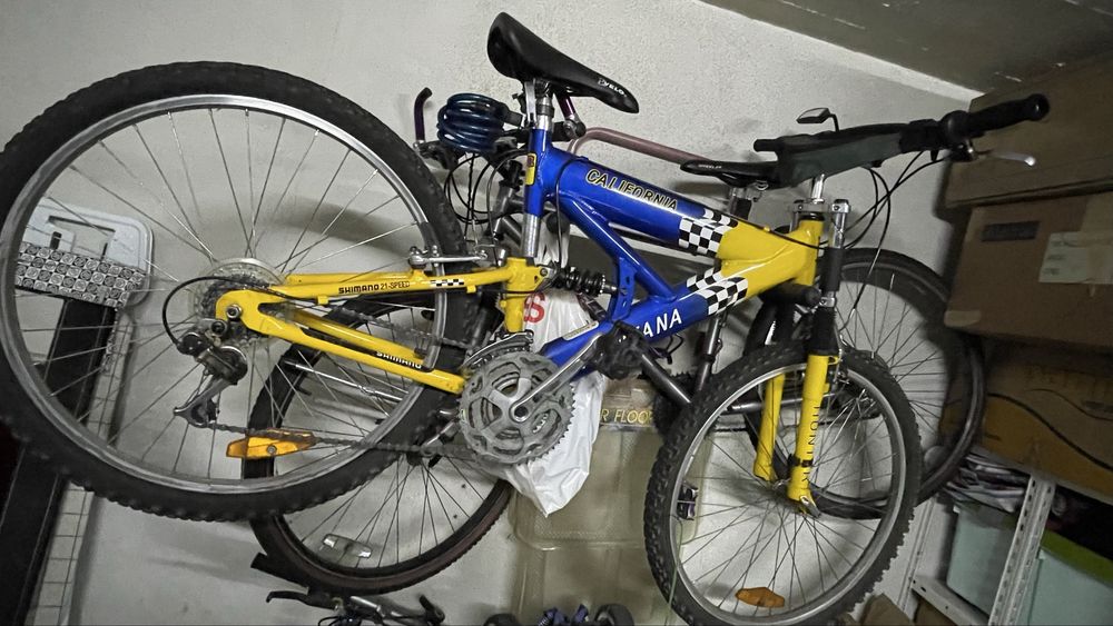 Conjunto 3 bicicletas 2 trotinetes