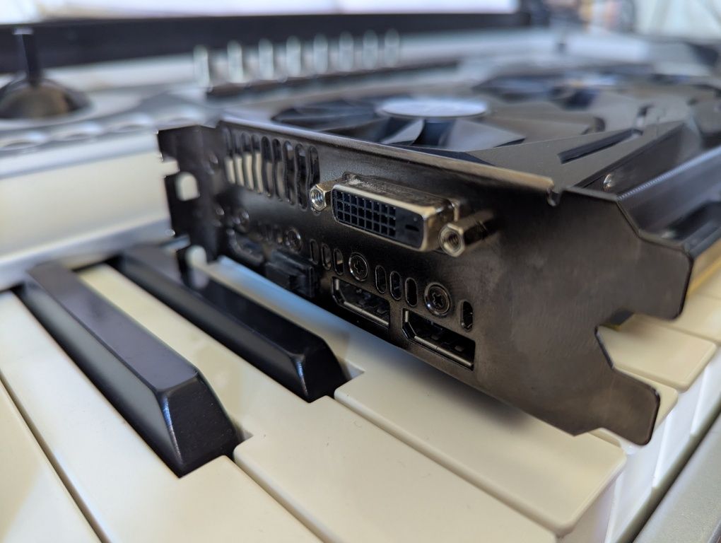 Asus 1060 6gb ROG strix