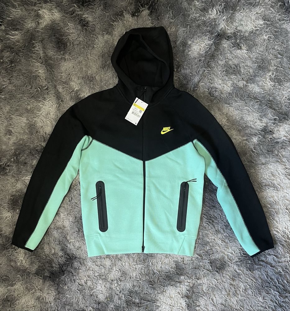 Nike Tech Fleece кофта