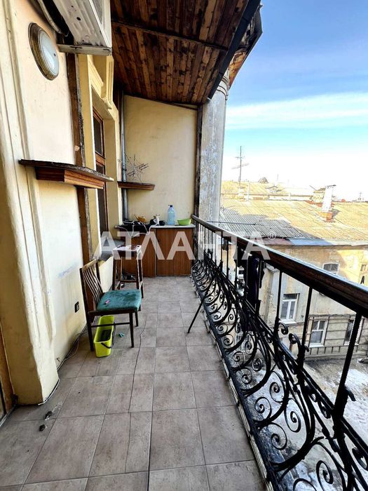 Большая 4-х комн. квартира в историческом центре города на ул. Пастера