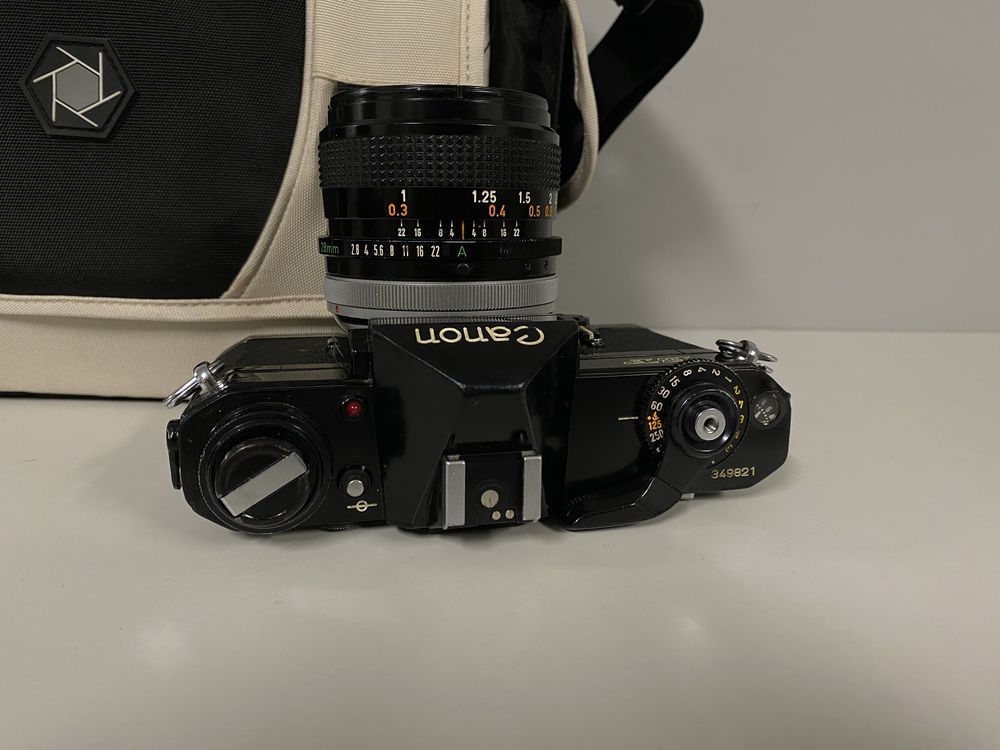 Canon EF - 28mm f2.8, 28-105mm f3.5-4.5, 70-200mm f4 -aparat analogowy