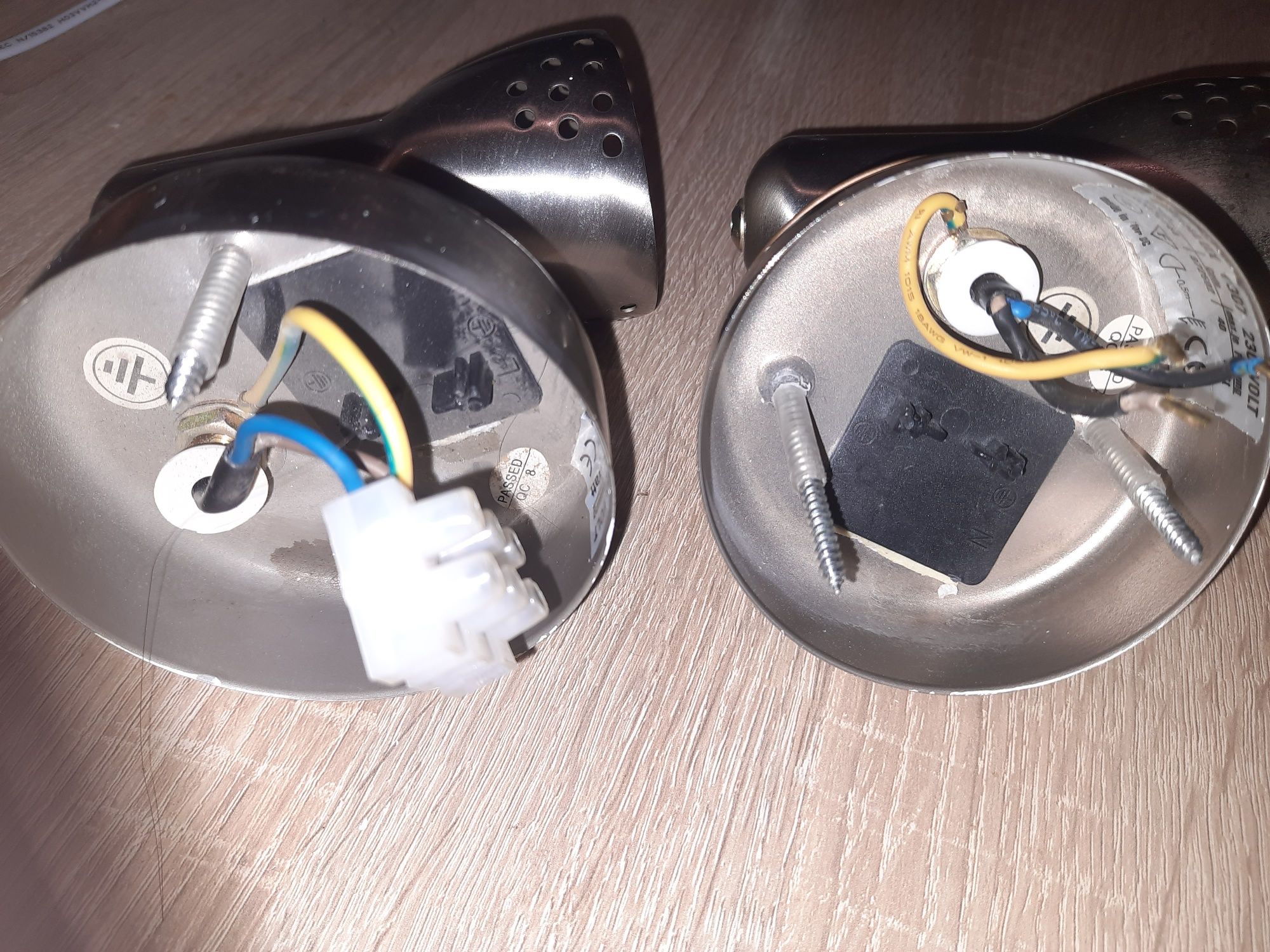 Kinkiet metalowy 2szt, lampka