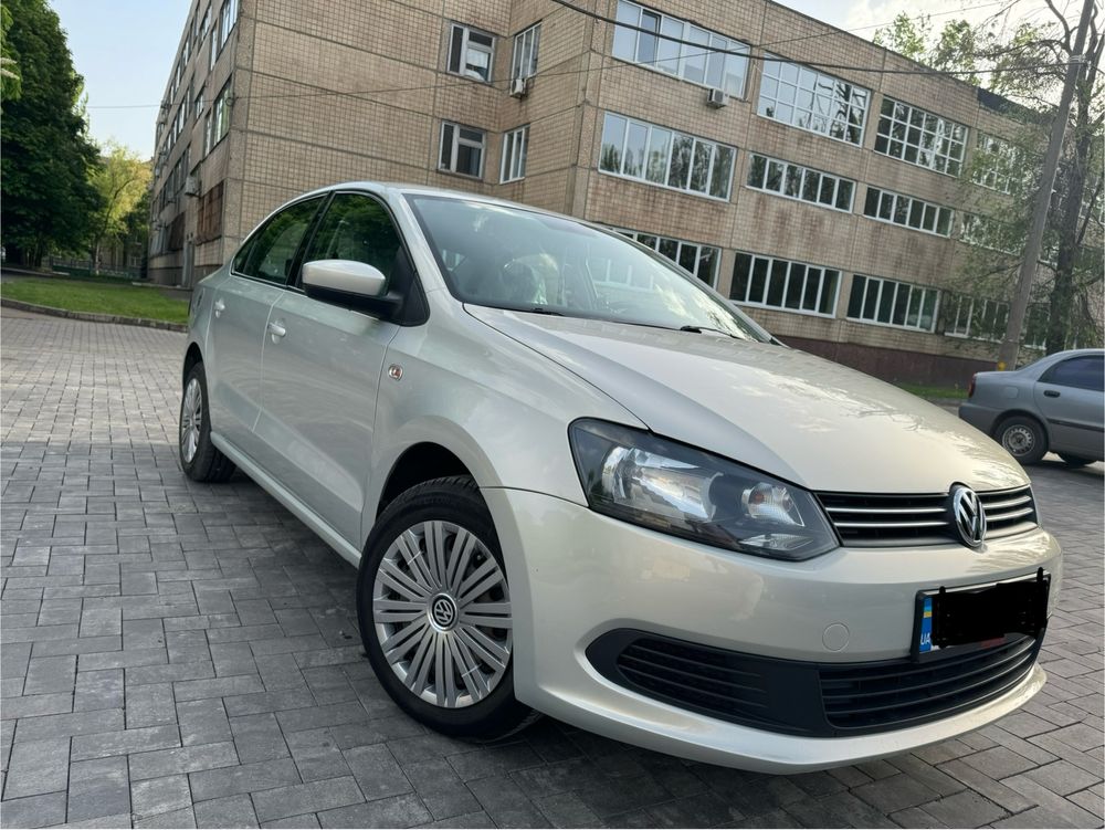 volkswagen polo 2013