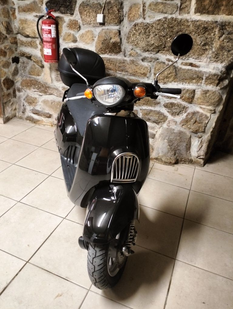 Besbi 125 como nova