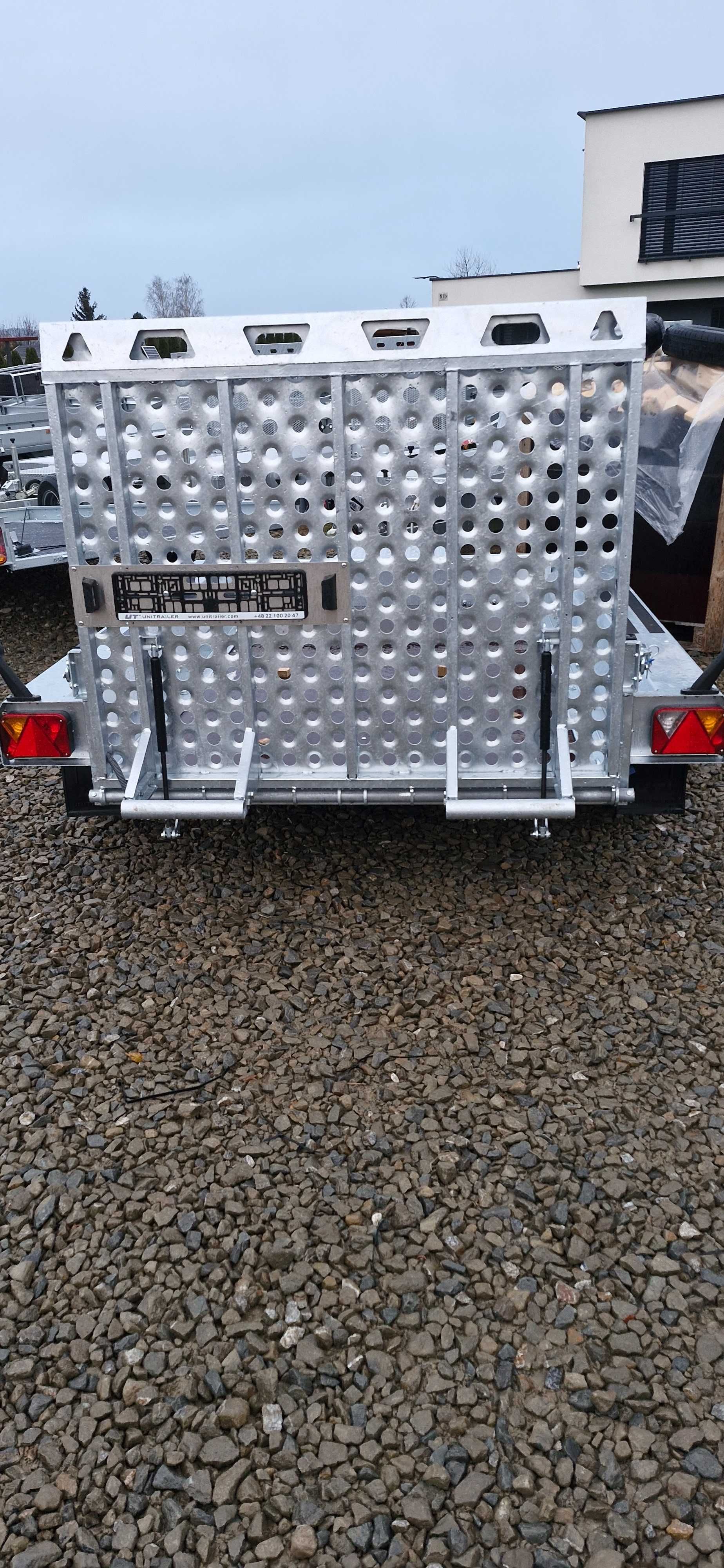 Przyczepa TEMARED BUILDER 3 2615/2 do przewozu koparki pod minikoparkę