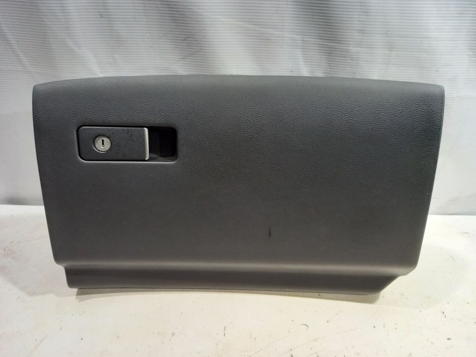 Крышка бардачка 685004GF0A для Infiniti Q50 2013-2021