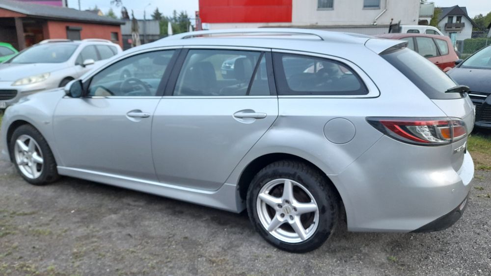 Mazda 6 mega wyposażona zarejestrowany 1 właściciel uszkodzony!czytaj