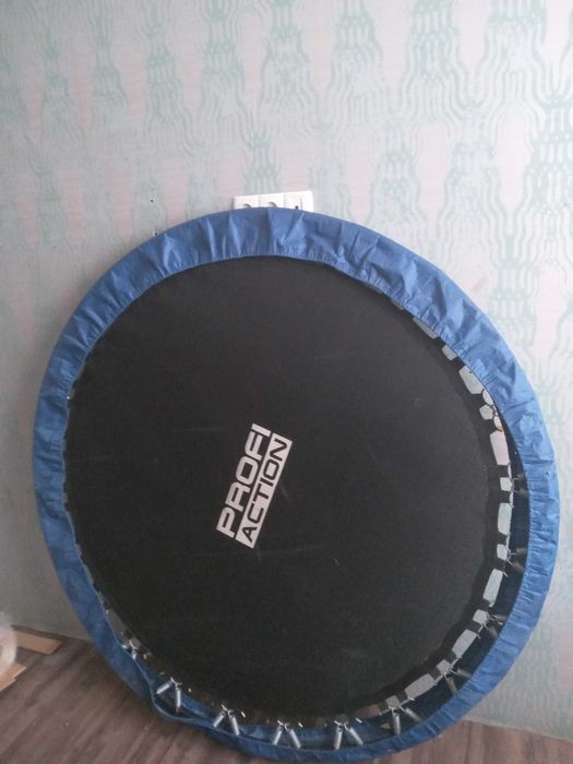 Батут великий  дитячий б/у