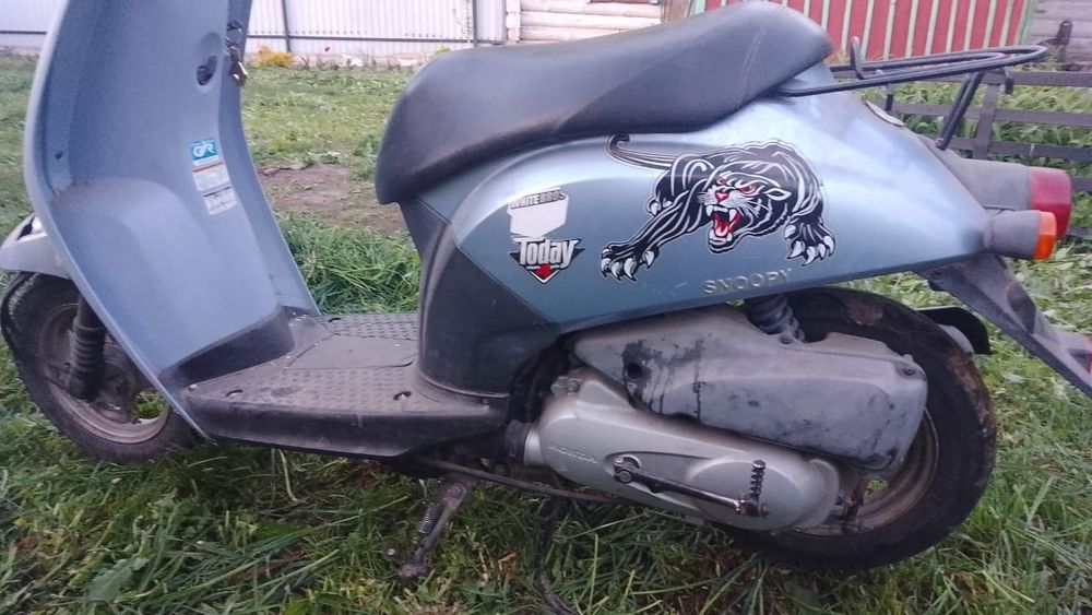 Скутер хонда,продам