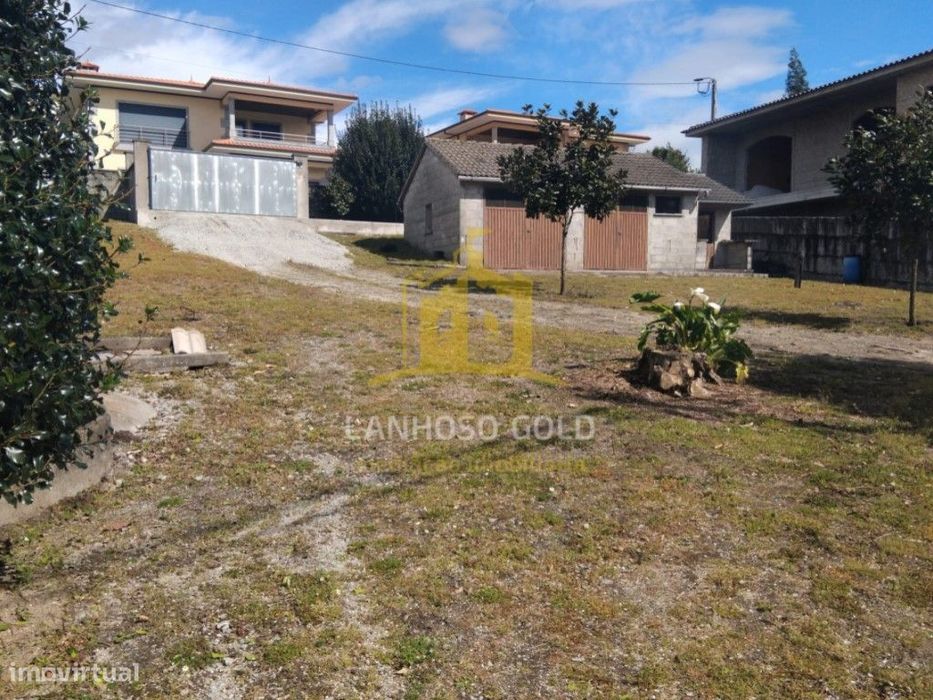 Terreno para Construção com 1.500m² em Santo Emilião - Póvoa de Lan...