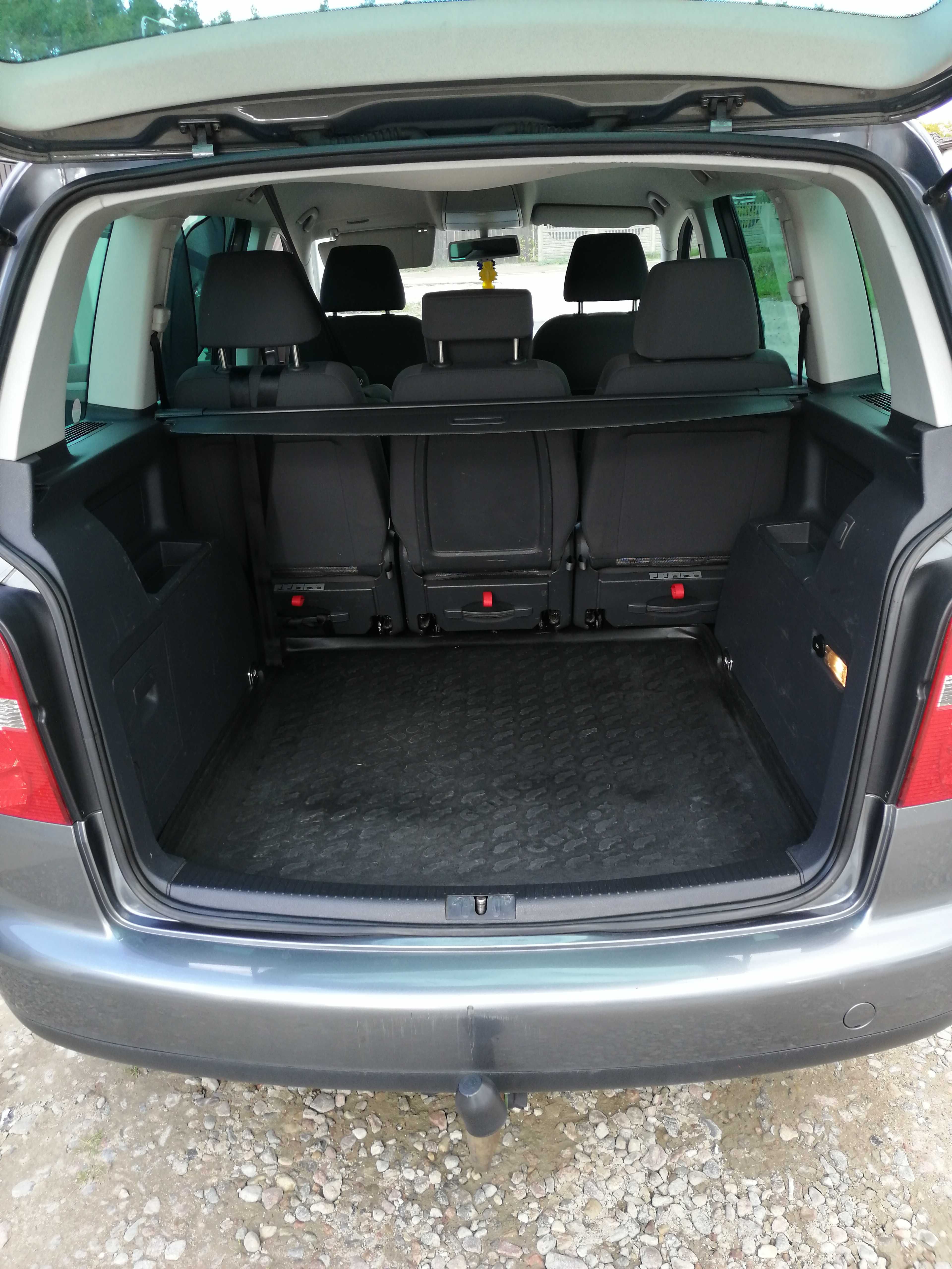 Sprzedam Volkswagen Touran 2.0 tdi