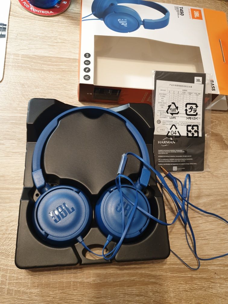 Sluchawki JBL T450