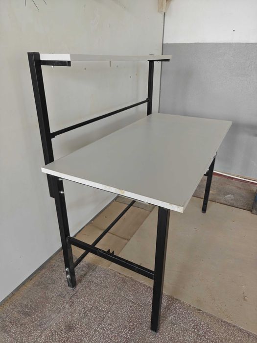Stół do pakowania, solidny, stan idealny