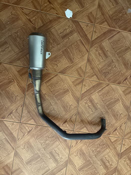 Escape leovince cb125r