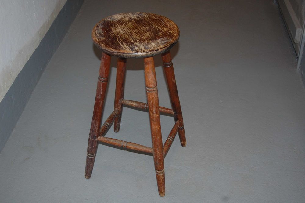 Stołek barowy, hoker