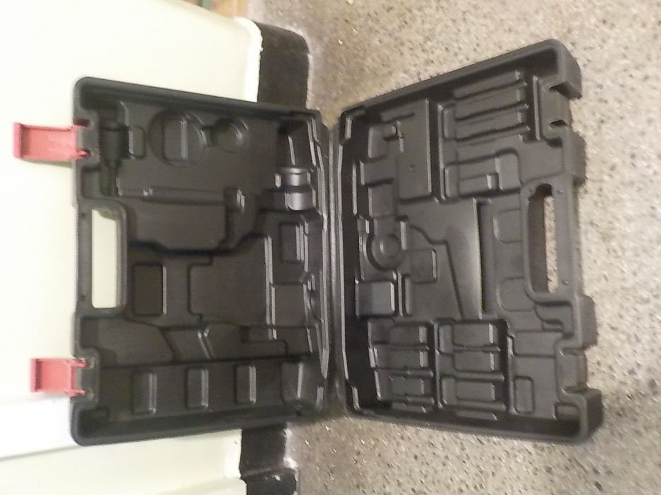 Bosch Makita YATO walizka opak. 43x35x13cm zestaw  na narzędzia