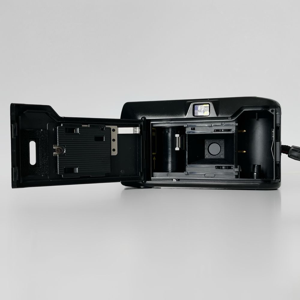 Aparat Analogowy Nikon RF 10