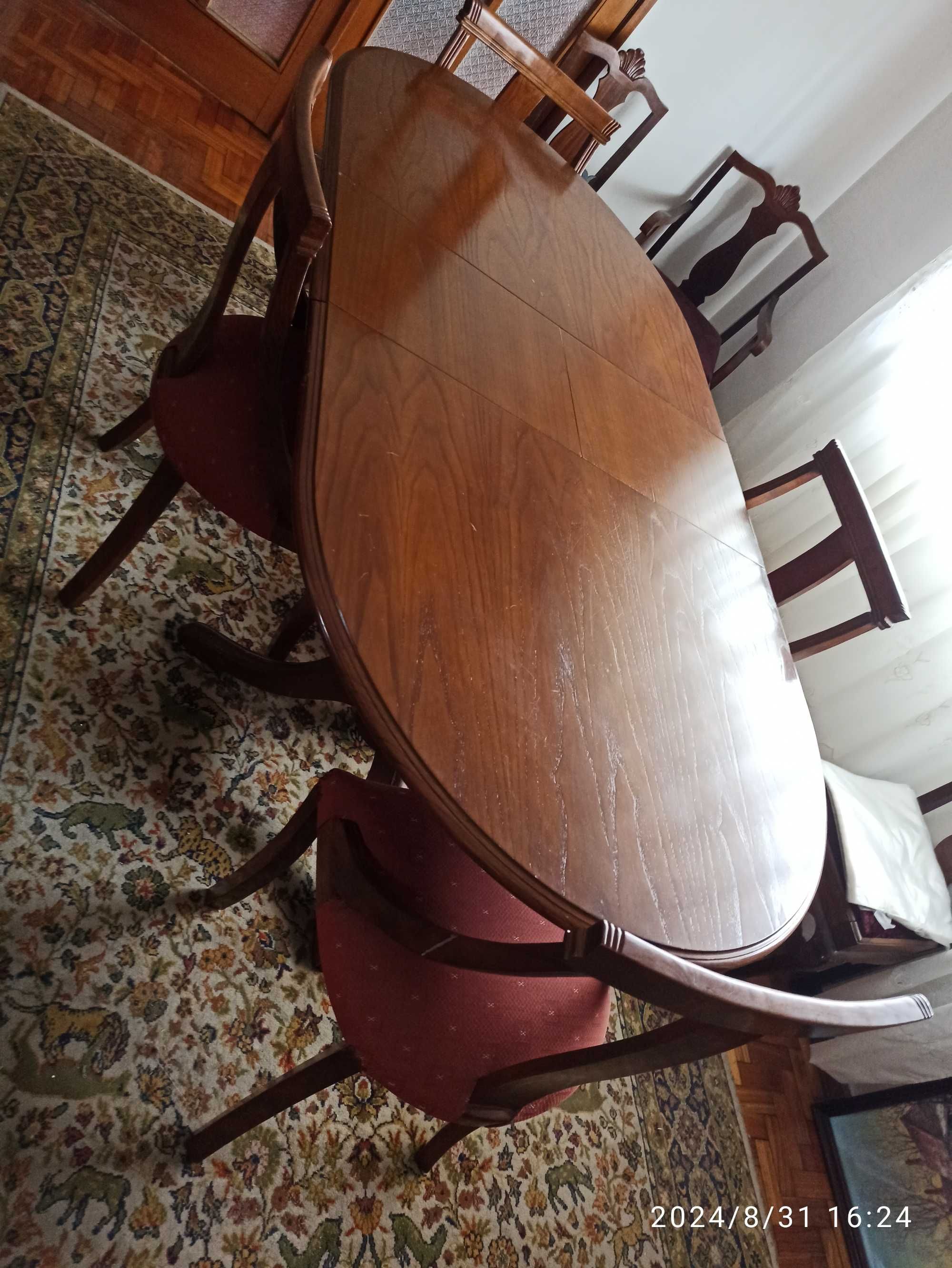 Mesa de sala e 4 cadeiras
