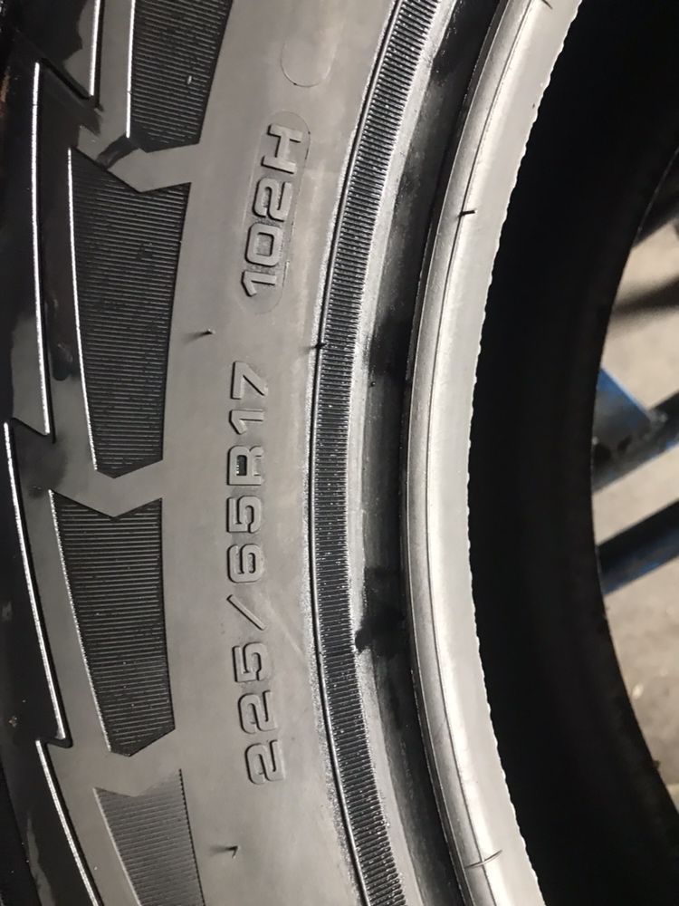 225/65/17 R17 Goodyear Ultra Grip Perfomance GEN1 4шт зима