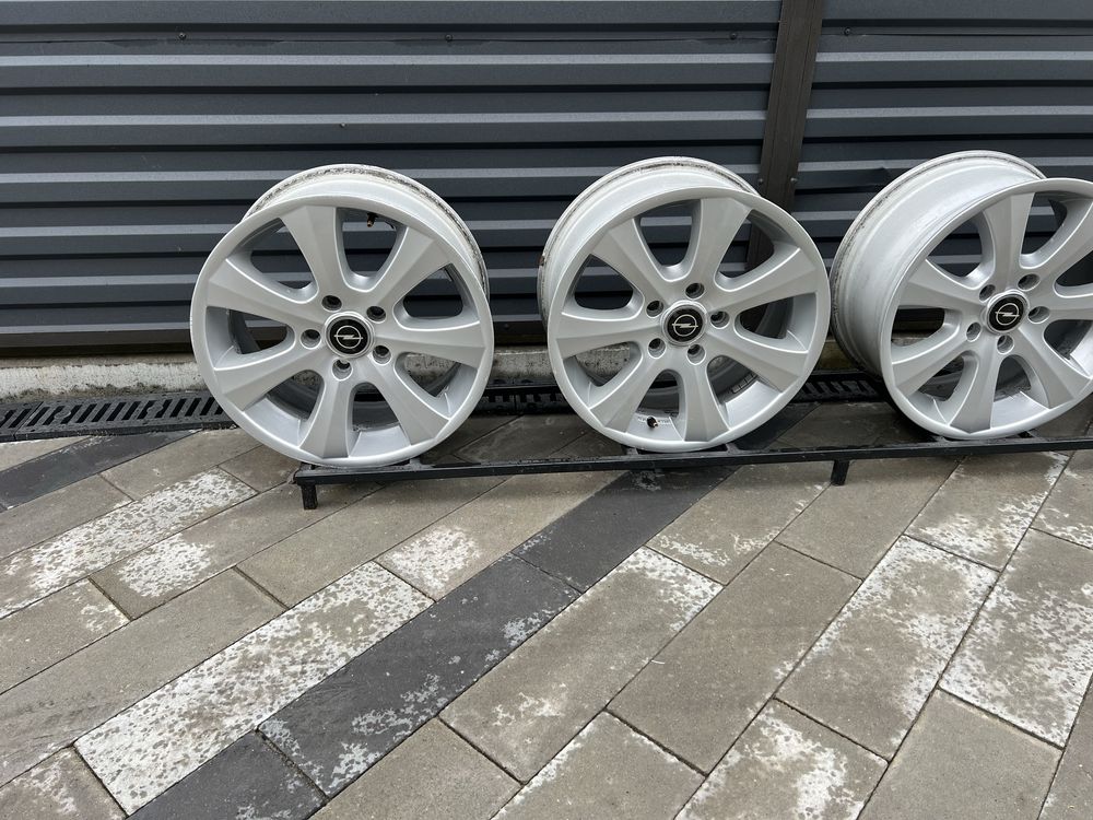 Диски 17R 5x120 BWW Vivaro Trafic T5