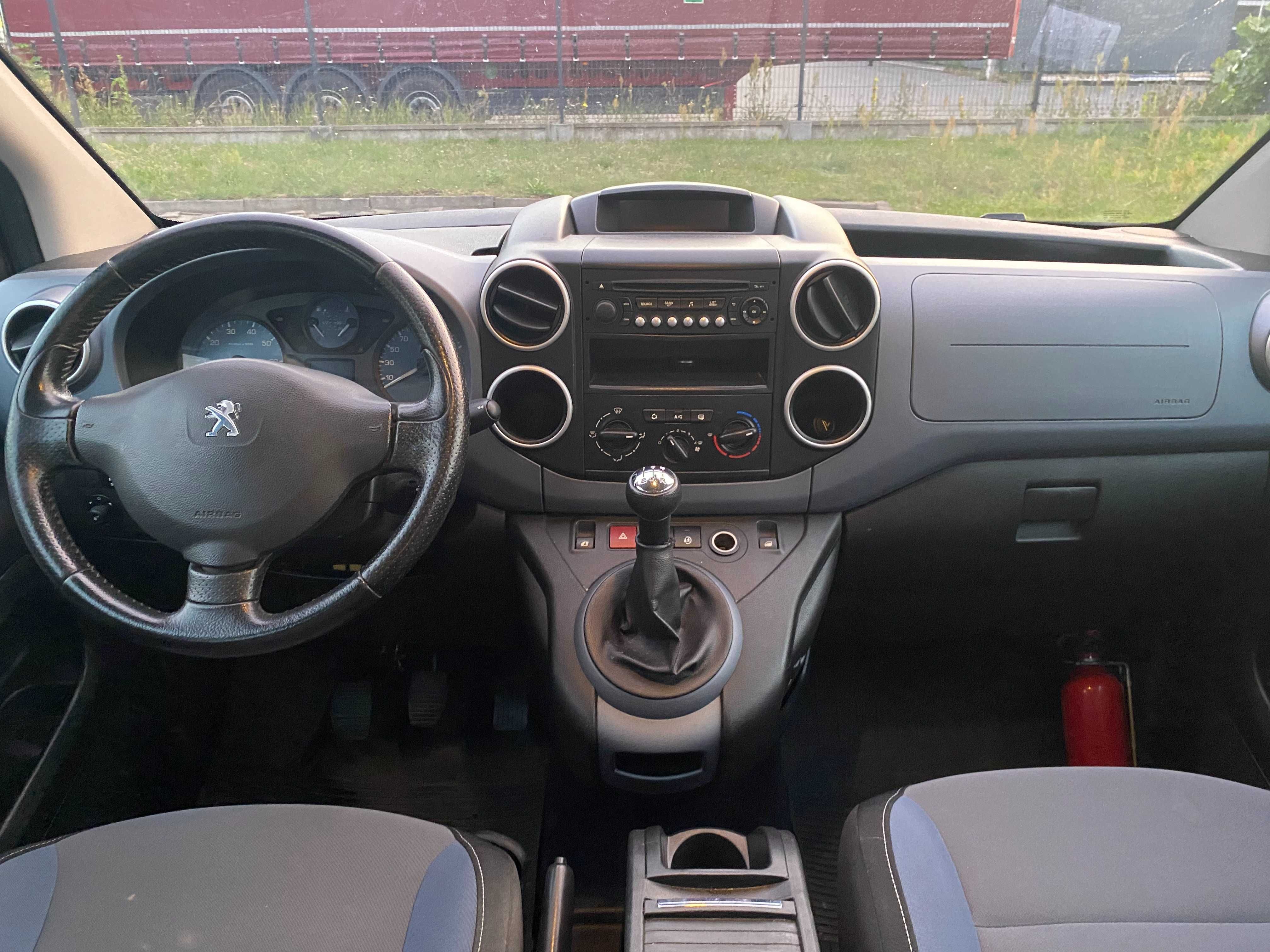 Peugeot Partner Peugeot Partner Tepee 2014r 1.6 98KM