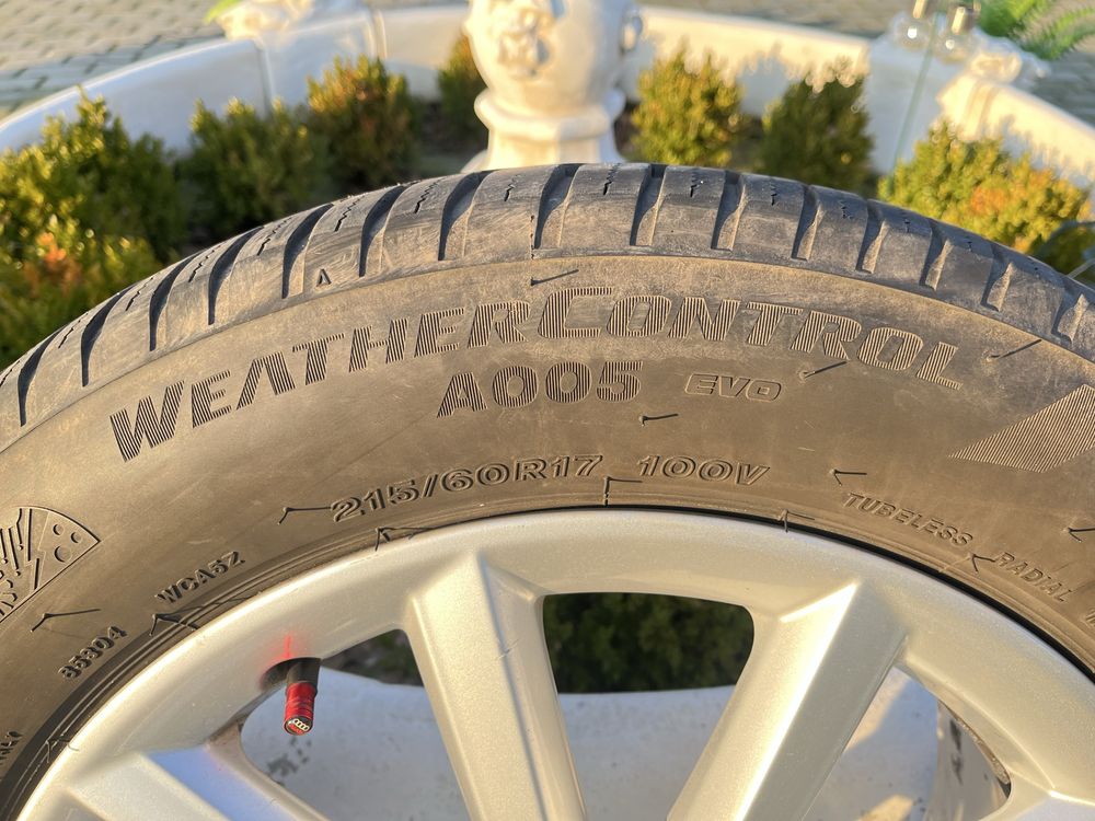 Komplet kół całorocznych Audi q3 215/60R17