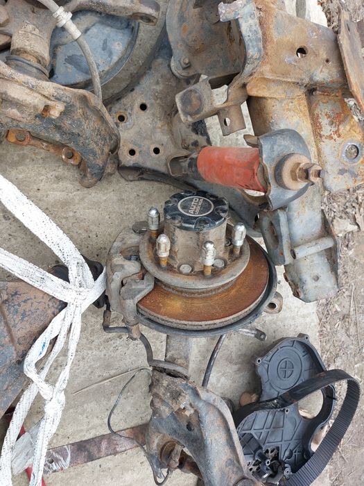 Isuzu Trooper мост